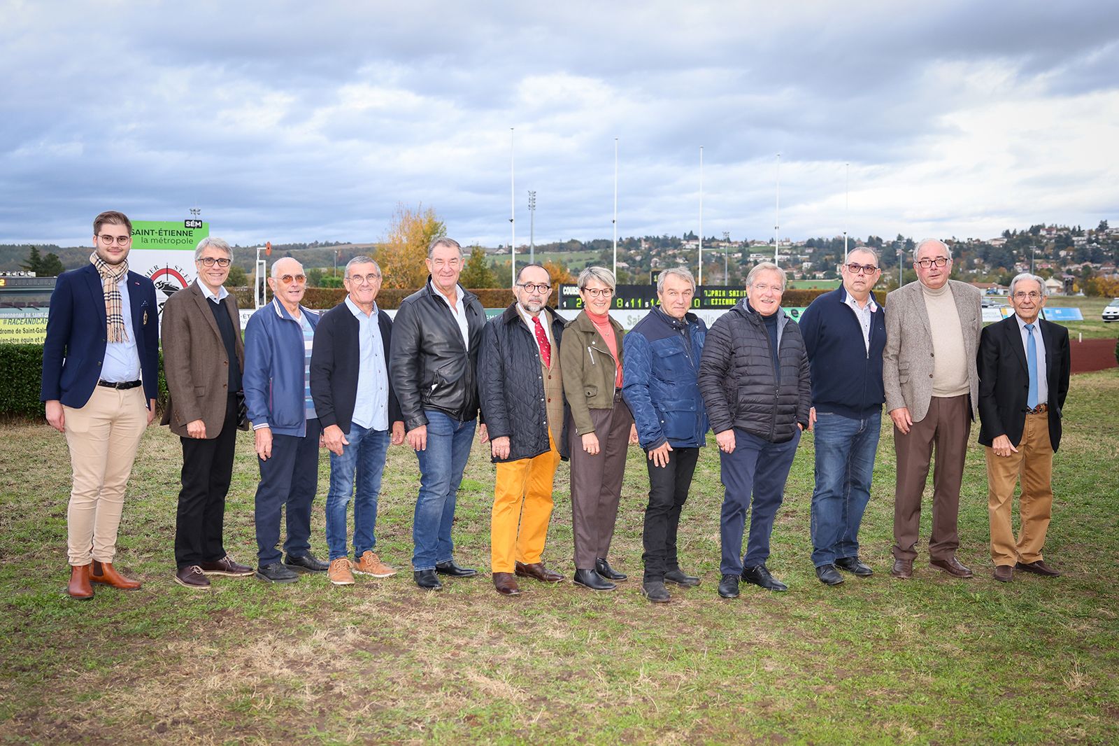 Une équipe aux services de l'Hippodrome de Saint-Galmier