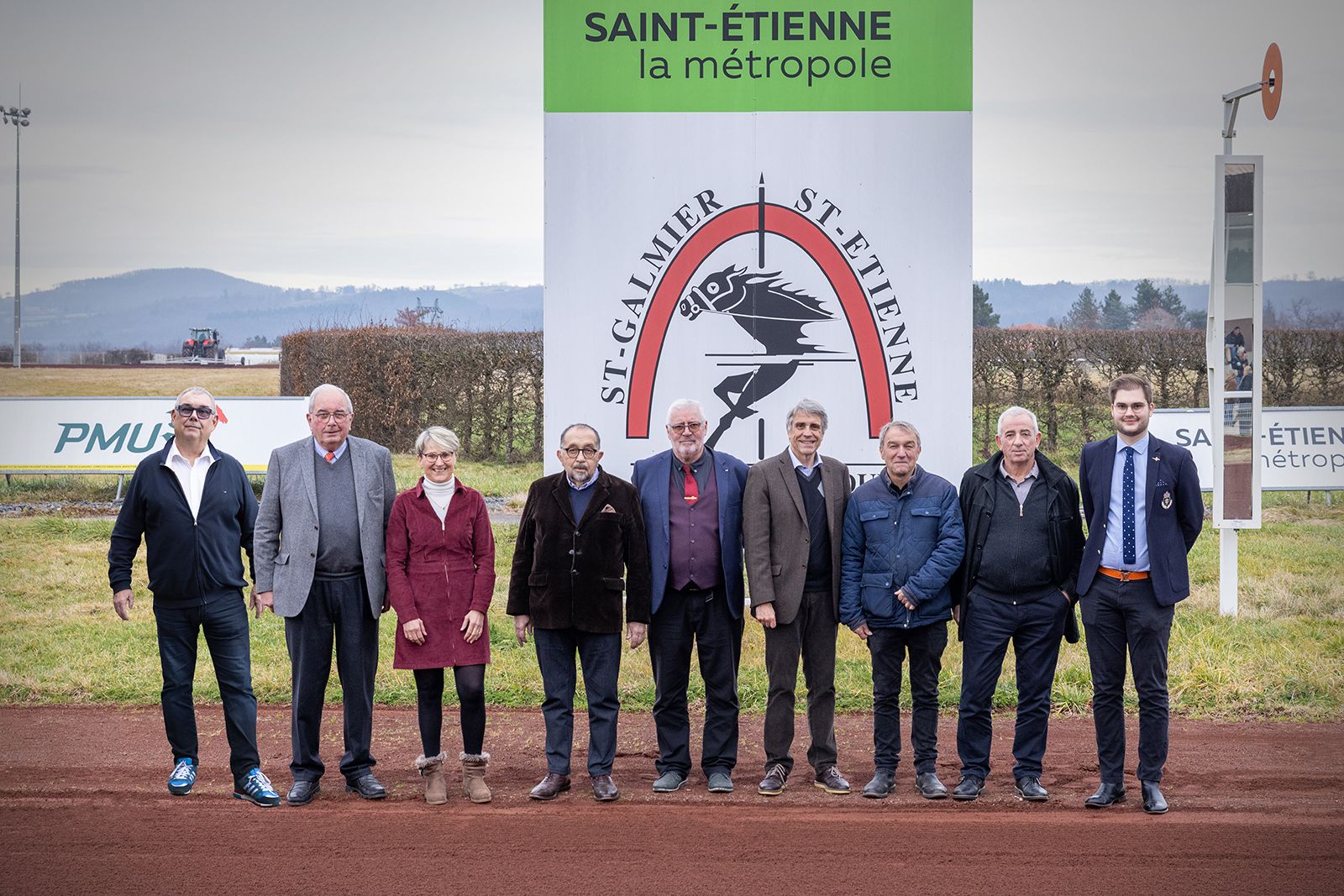 Une équipe aux services de l'Hippodrome de Saint-Galmier